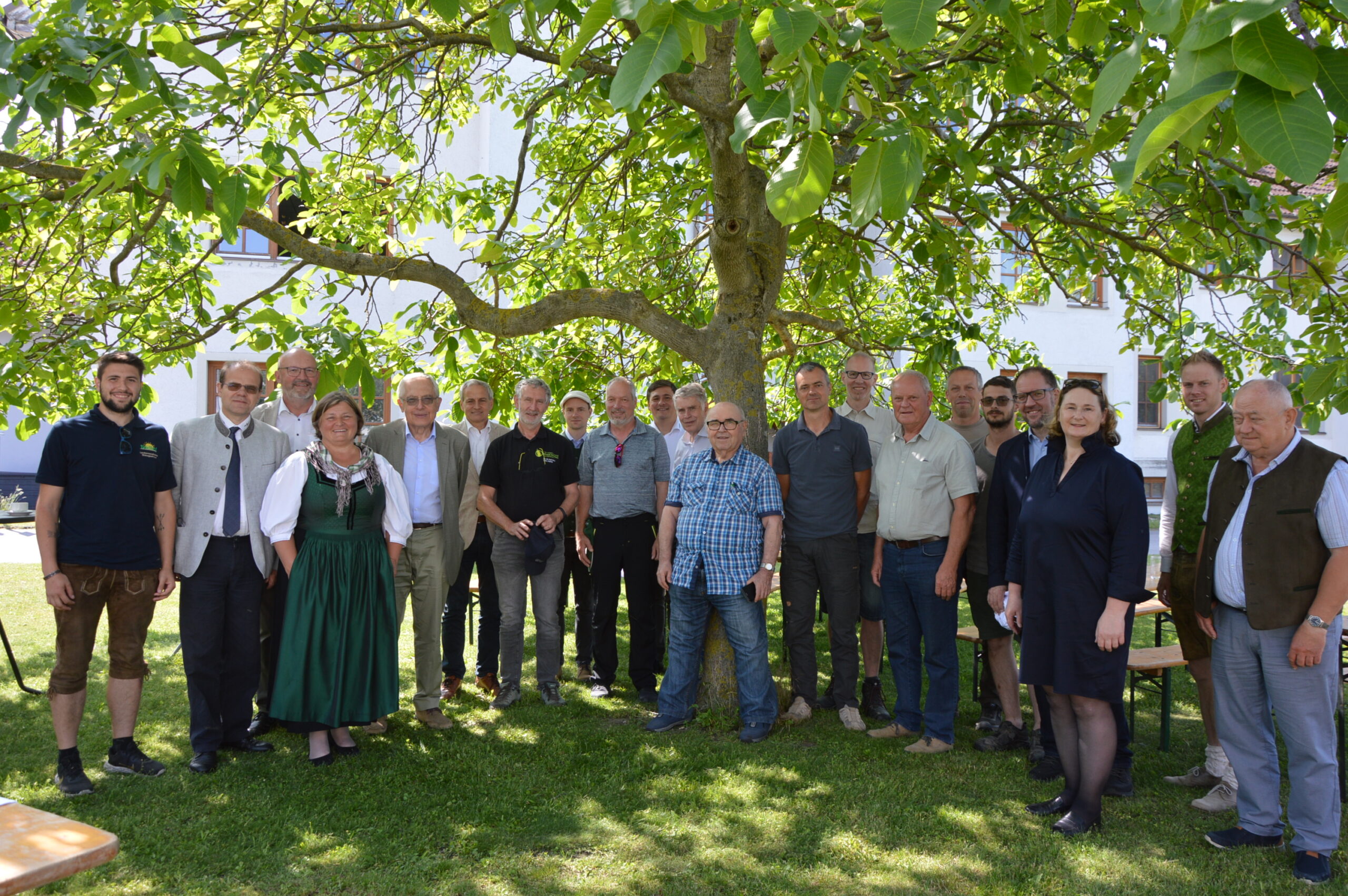 Gruppenfoto_OBE 50 Jahre Kooperation